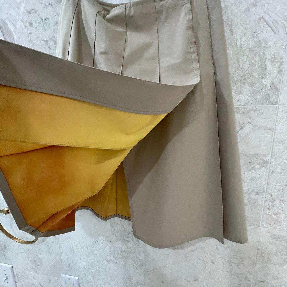PRADA {40} Skirt Khaki Wrap Pleated Knee-Length - Picture 1 of 5